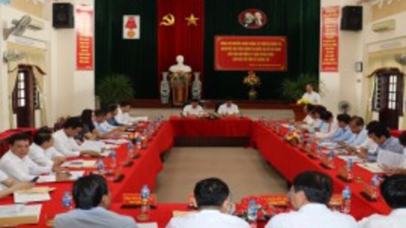 Đồng chí Nguyễn Xuân Thắng, Ủy viên Bộ Chính Trị, Giám đốc  Học viện Chính trị Quốc gia Hồ Chí Minh,  Chủ tịch Hội đồng Lý luận Trung ương làm việc với Tỉnh ủy Quảng Trị  tại Trường Chính trị  Lê Duẩn